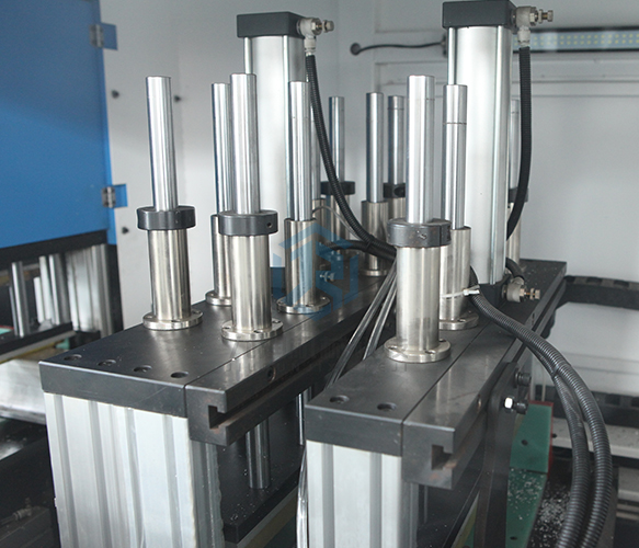JR-455CNC-3A-1S 全自動拉尾料鋁切機(jī)